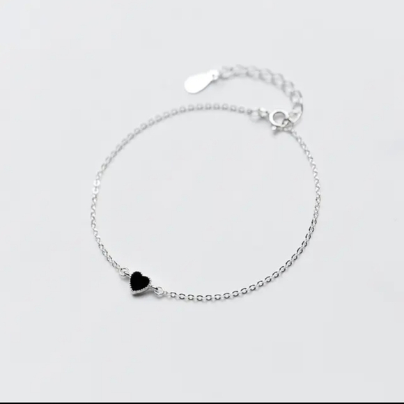 Jewelry - 925 Silver Black Heart Bracelet